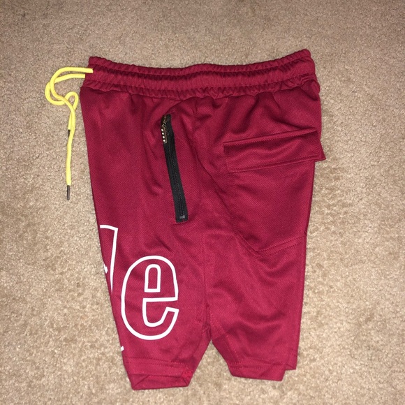 Street wear shorts. - Picture 4 of 4